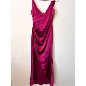 NWT Selfie Leslie Fuchsia Side Ruch / Wrap Dress